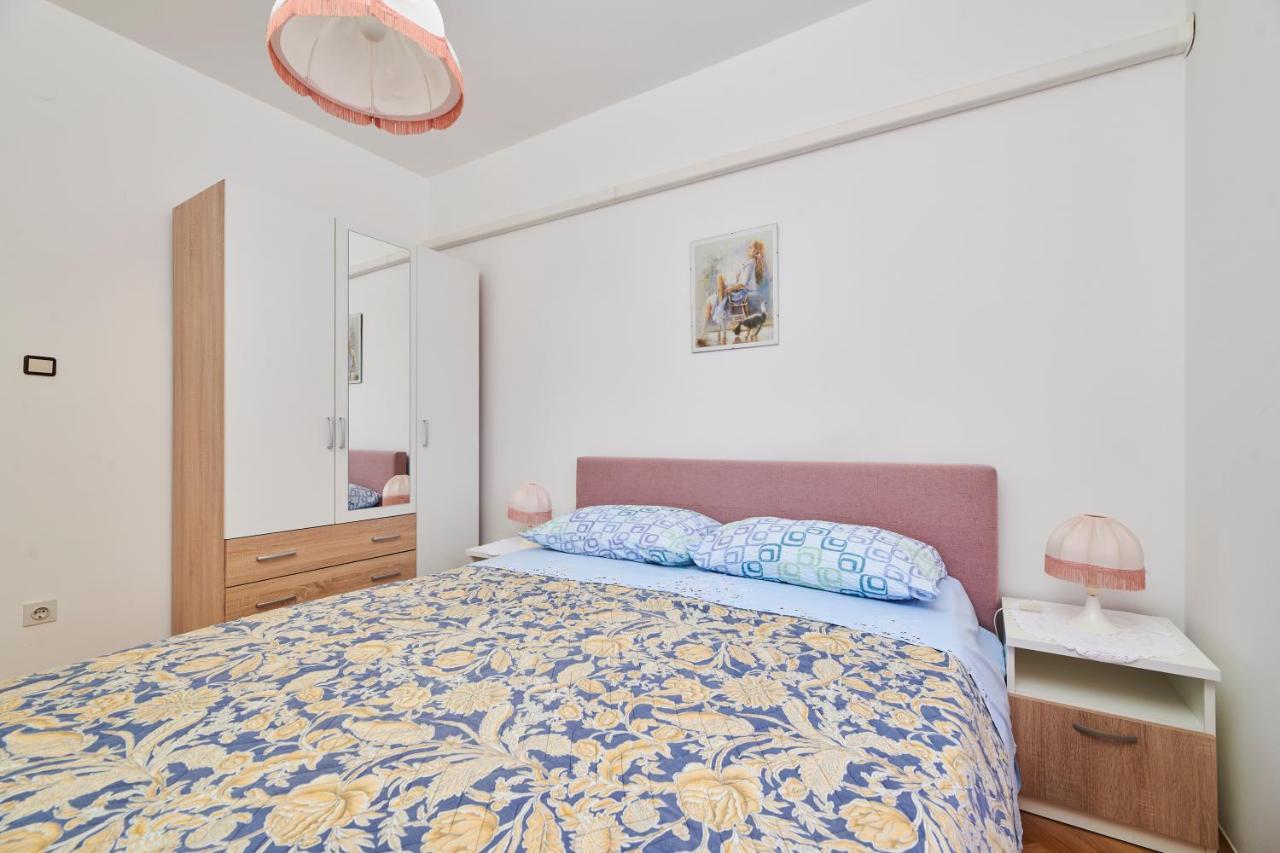 Haus Ana Apartment Porec Exterior photo